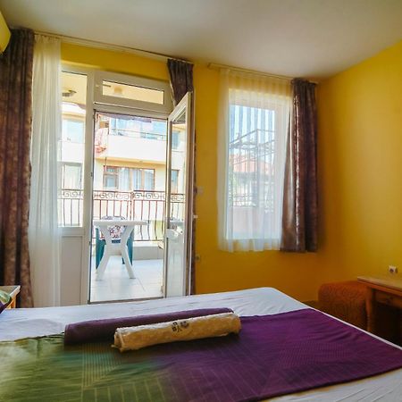 Fener Guest House Pomorie Bagian luar foto