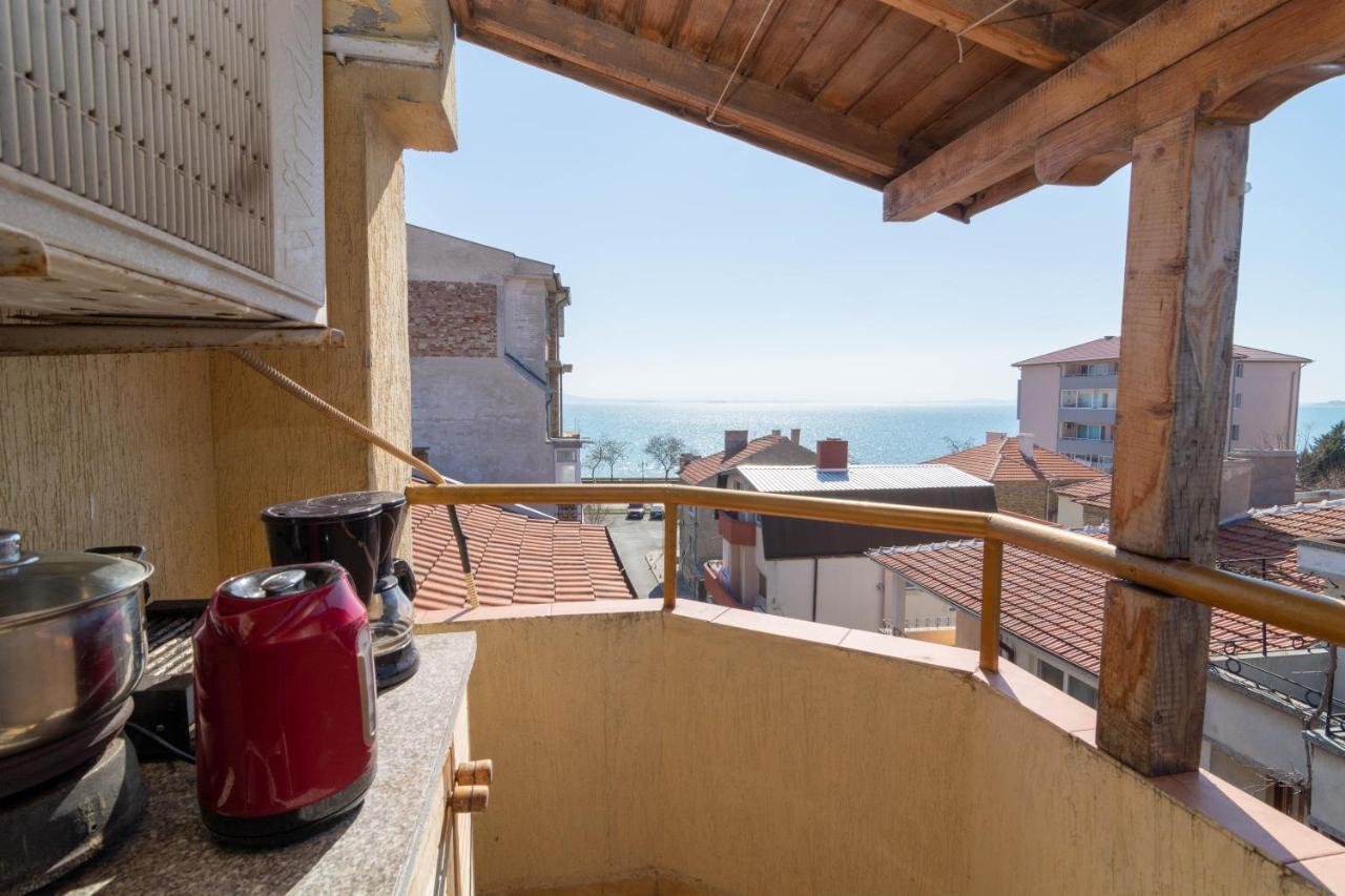 Fener Guest House Pomorie Bagian luar foto