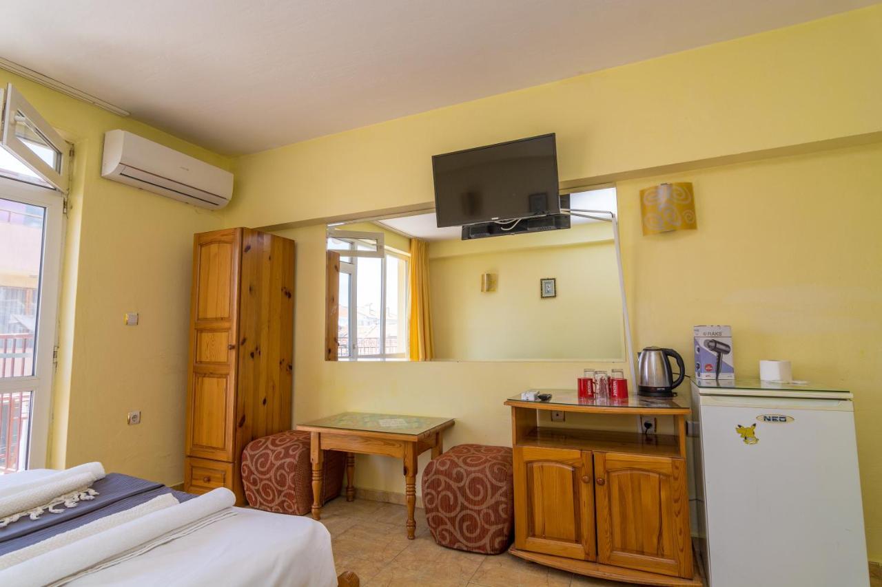 Fener Guest House Pomorie Bagian luar foto