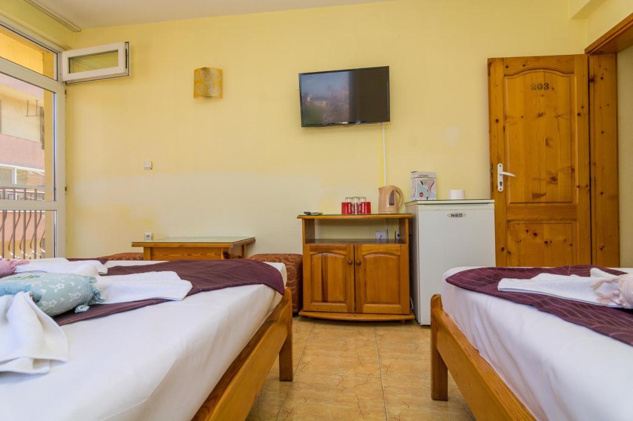 Fener Guest House Pomorie Bagian luar foto