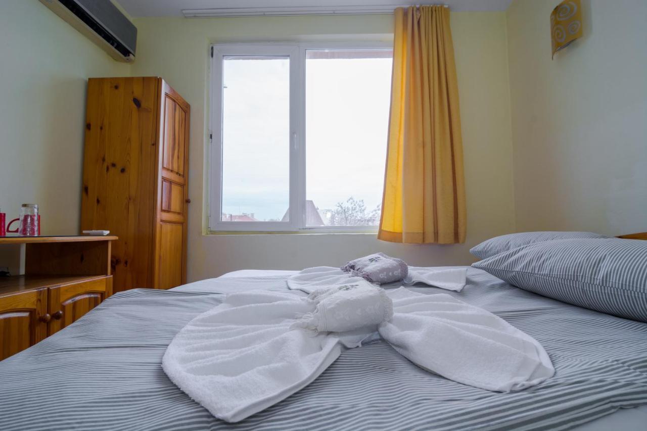 Fener Guest House Pomorie Bagian luar foto