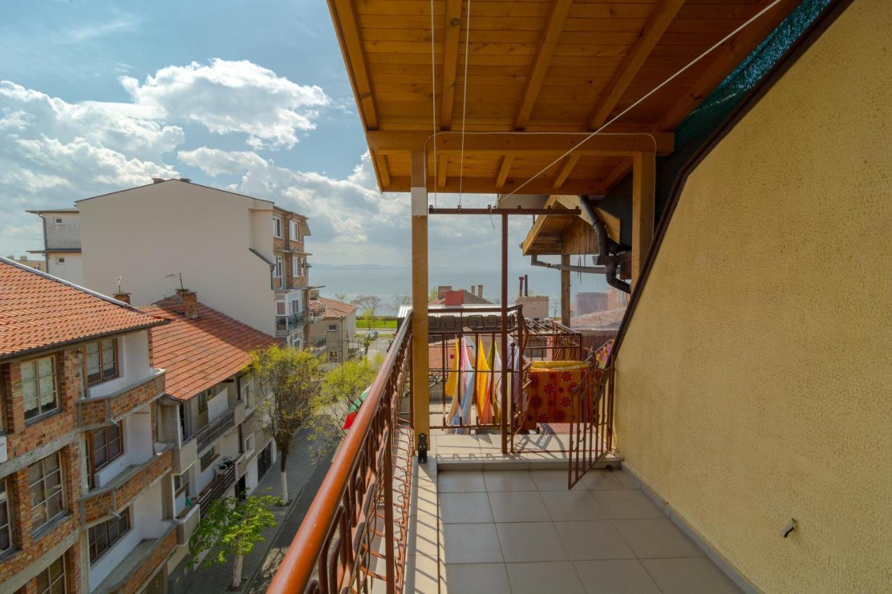 Fener Guest House Pomorie Bagian luar foto