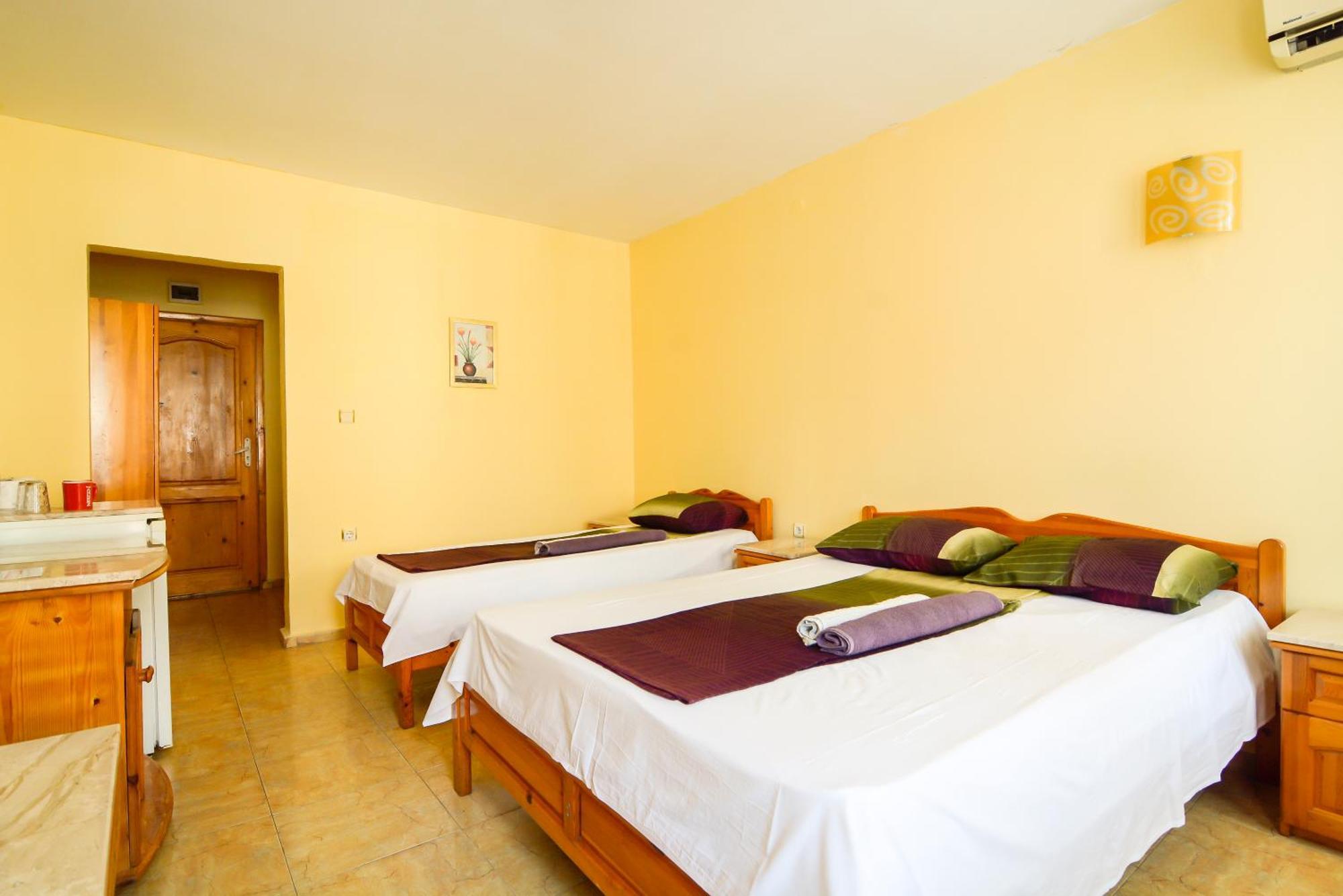 Fener Guest House Pomorie Bagian luar foto
